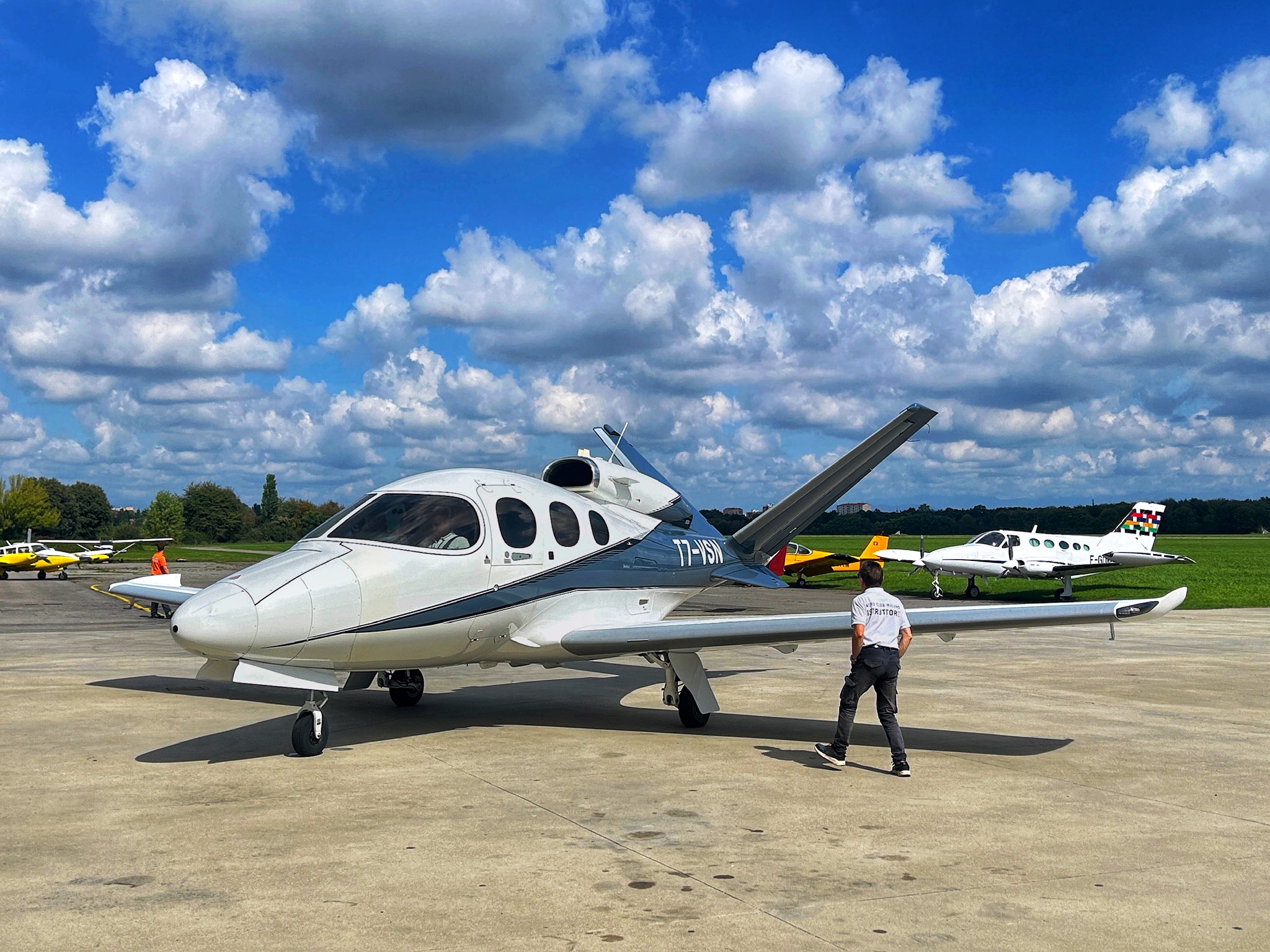 Cirrus G2+ Vision Jet